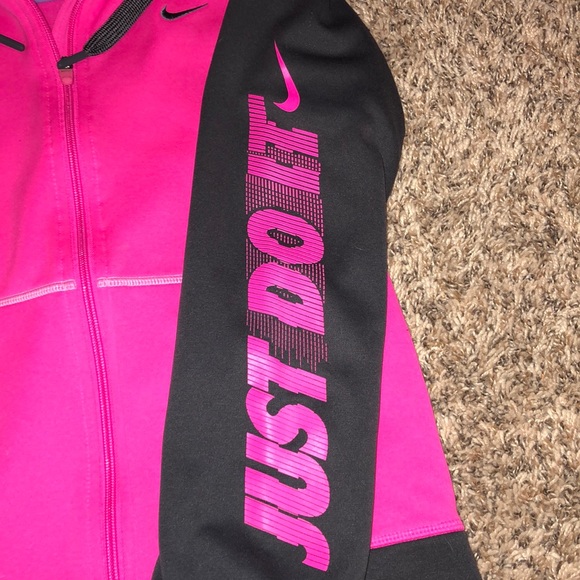 Nike Sweatshirt - Picture 5 of 5